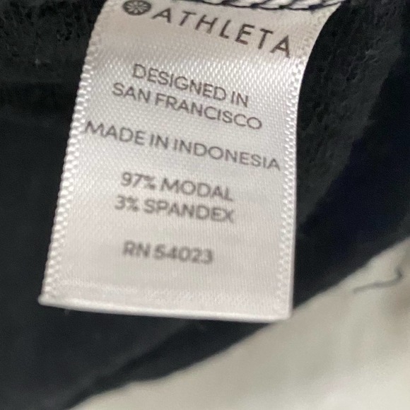 Athleta Nirvana Twist Black Top - Picture 7 of 8